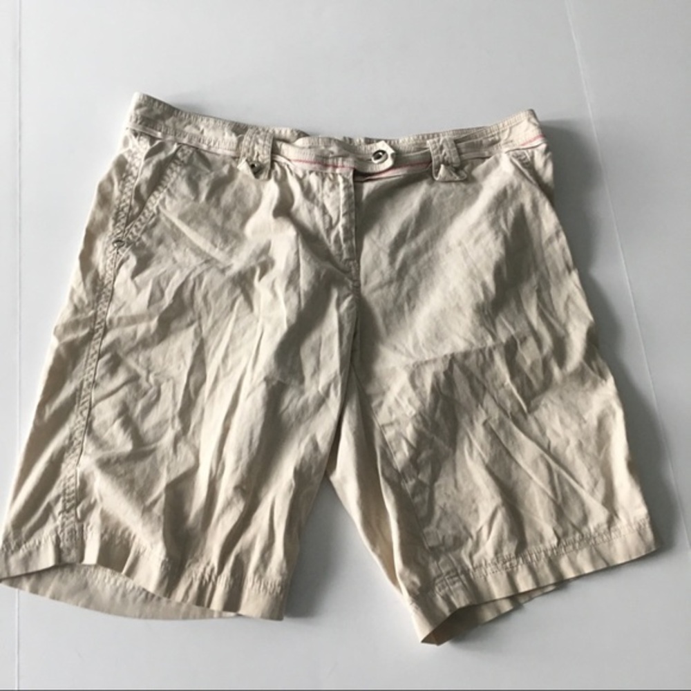 Cache‎ Cargo Shorts with 4 pockets -2 zipped pocket